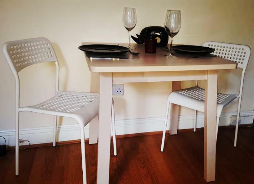 Holiday home The Ideal House - 24 7 Check In Parking *